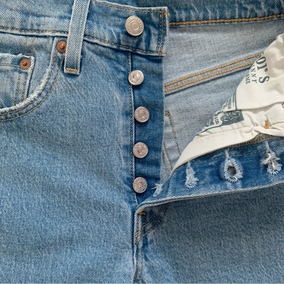 NWT Levi’s 501 Skinny Jeans High Rise Tango talks 24x28 - Picture 7 of 7